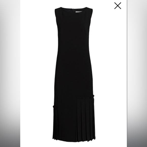 Max Mara black sleeveless boatneck pleat hem dress. 🆕 - Picture 5 of 10